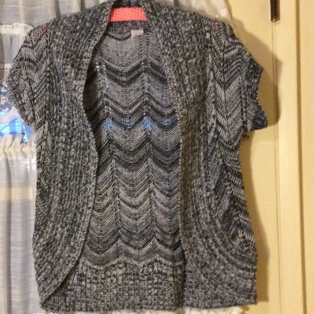 🍎Grey Speckled Short Sleeve Sweater by Lip Gloss